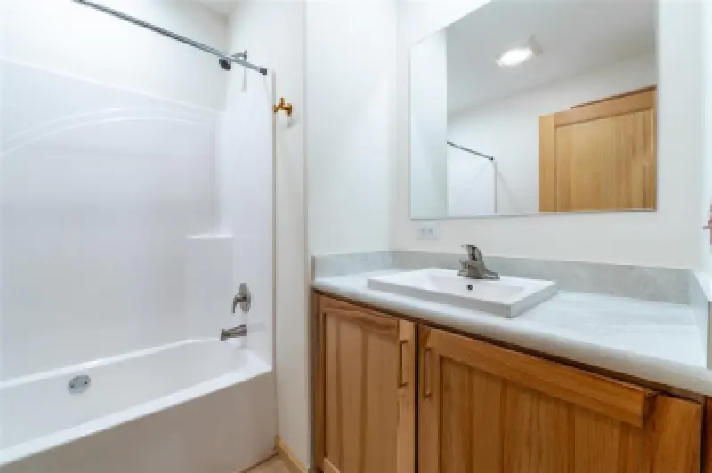 409 Tolman Rd Clark #45