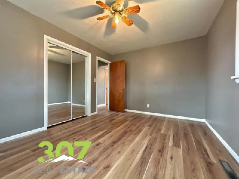 535 S Clark St Powell #10