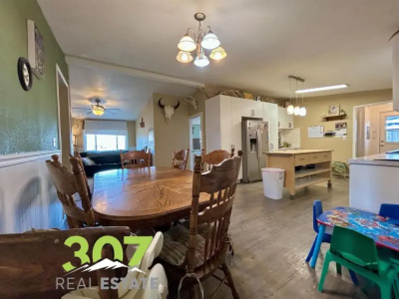 1280 Lane 8 Powell #22