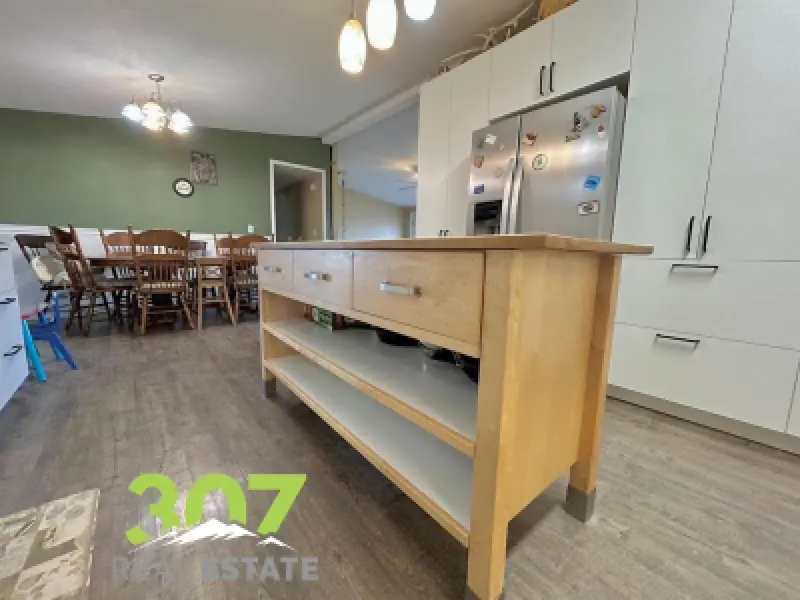 1280 Lane 8 Powell #25