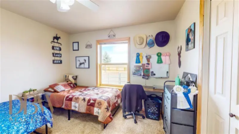 1010 Lane 11 1/2 Powell #16
