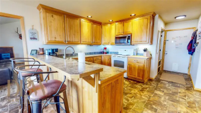 1010 Lane 11 1/2 Powell #6