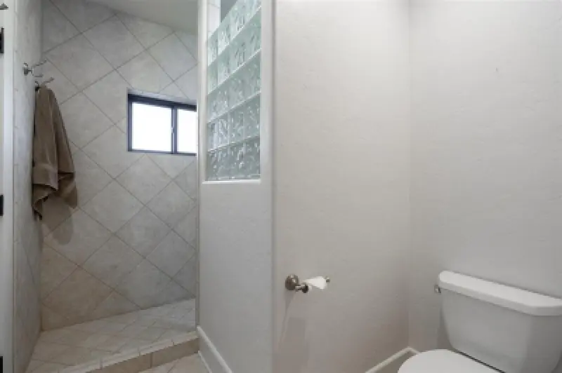 15 Hancock Dr Cody #37