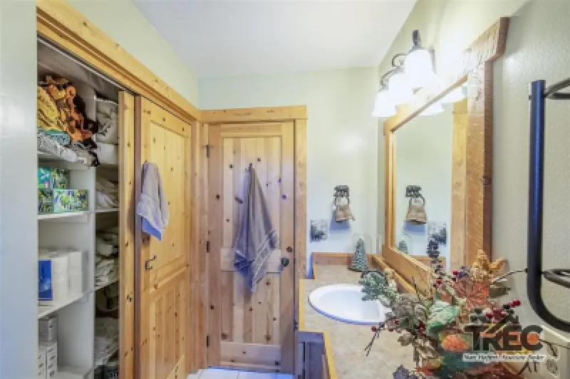 312 Road 8VE Clark #24