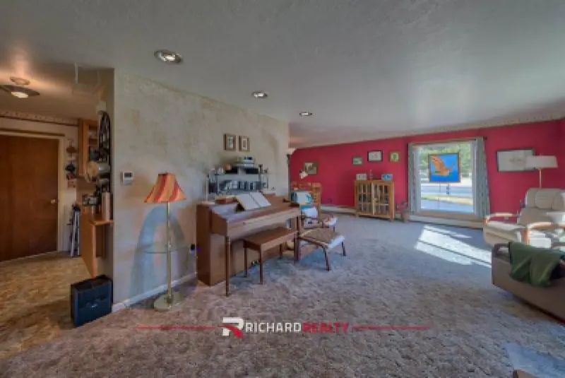 1044 Stampede Ave Cody #10