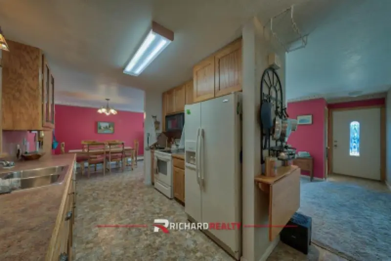 1044 Stampede Ave Cody #15