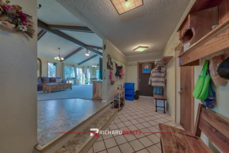 1044 Stampede Ave Cody #19