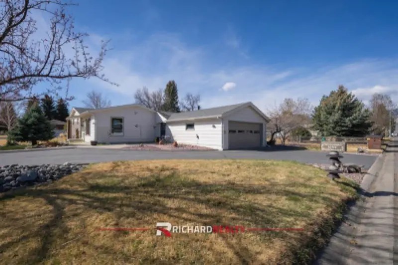 1044 Stampede Ave Cody #2