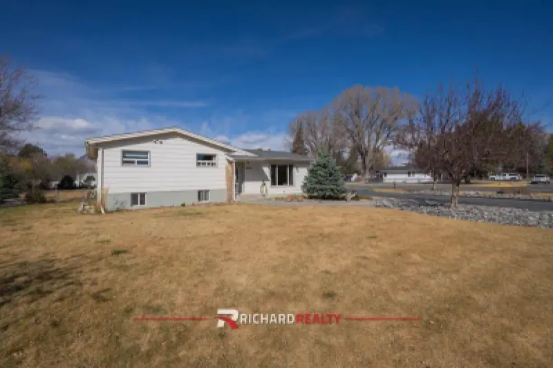 1044 Stampede Ave Cody #5