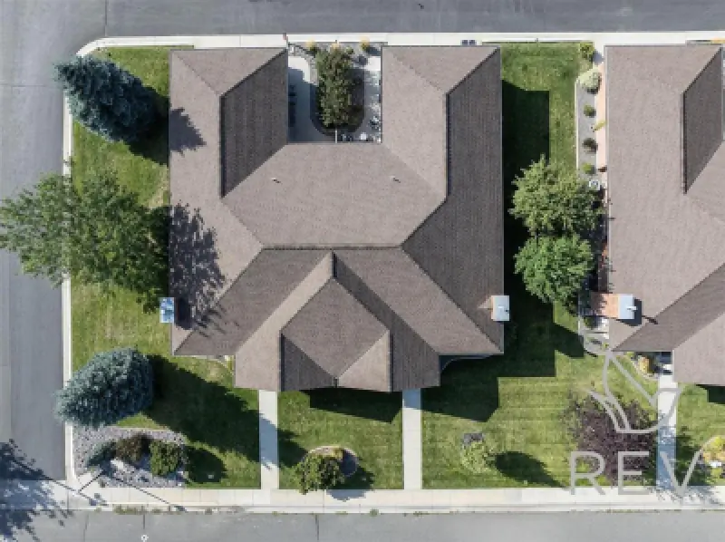 2332 Pioneer Ave Cody #14
