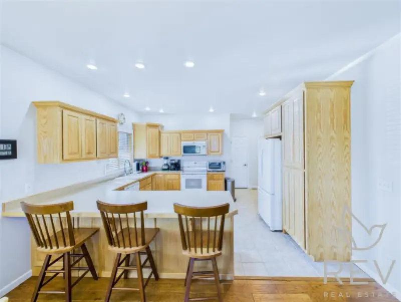 2332 Pioneer Ave Cody #23