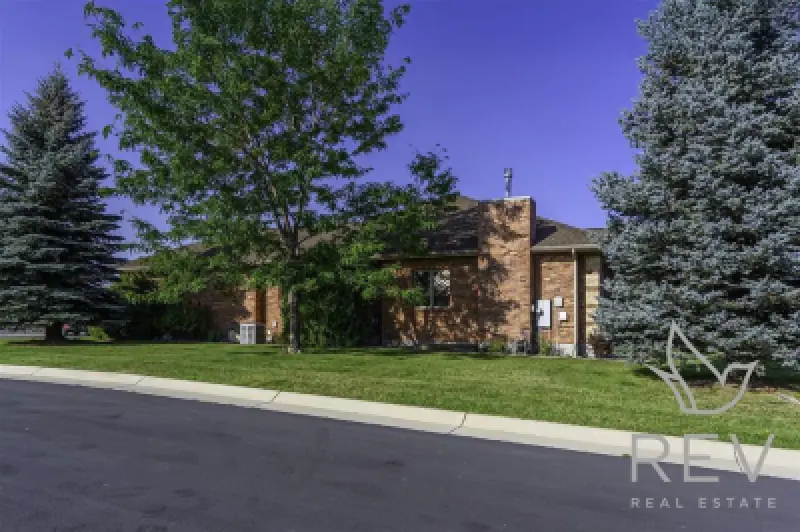 2332 Pioneer Ave Cody #3
