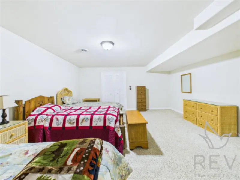 2332 Pioneer Ave Cody #45