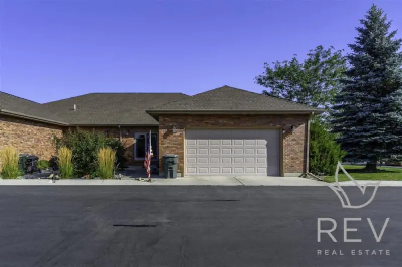 2332 Pioneer Ave Cody #5