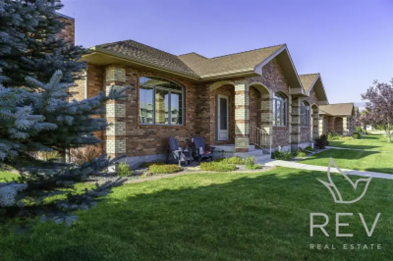 2332 Pioneer Ave Cody #6