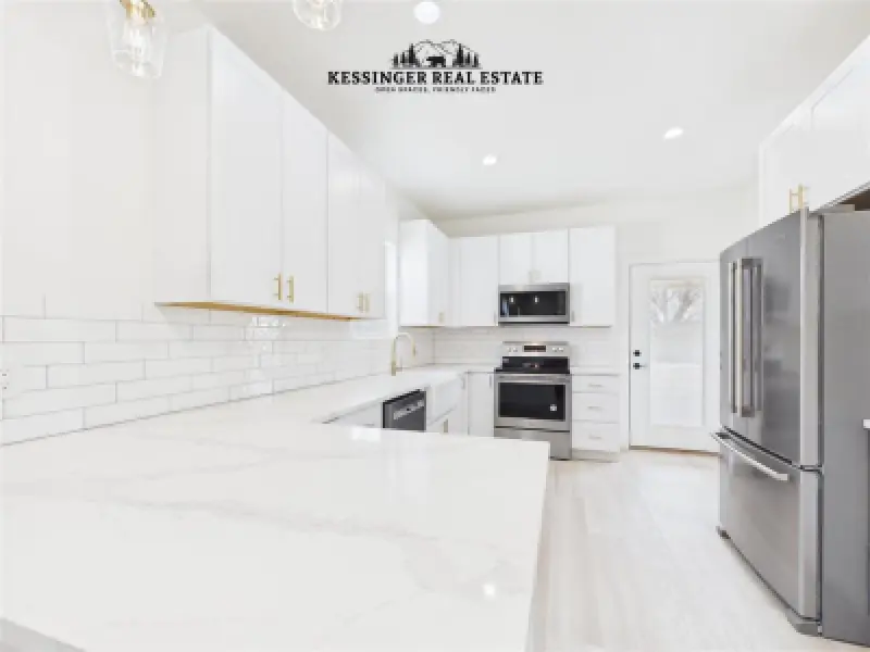 272 Park Ave Lovell #14