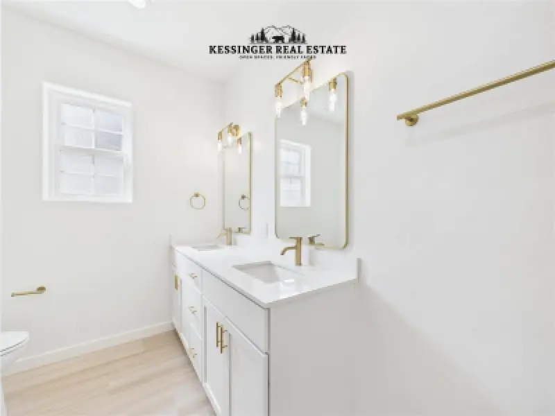 272 Park Ave Lovell #25