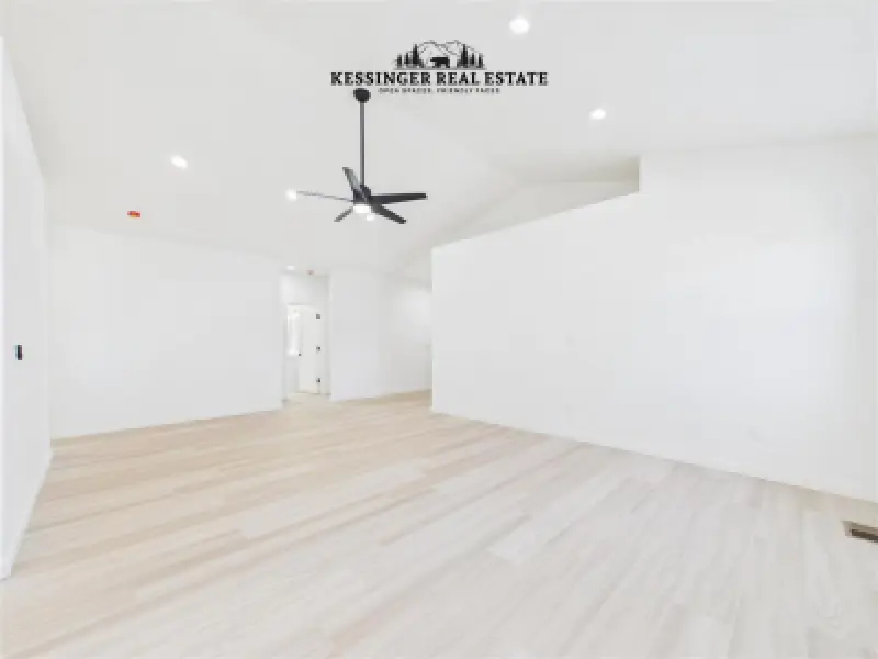 272 Park Ave Lovell #9