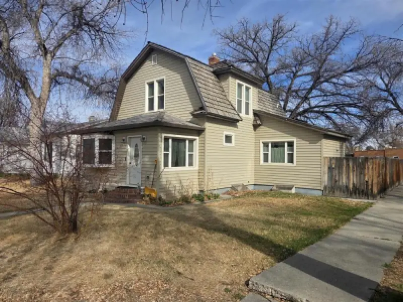 1021 Culbertson Ave Worland #25