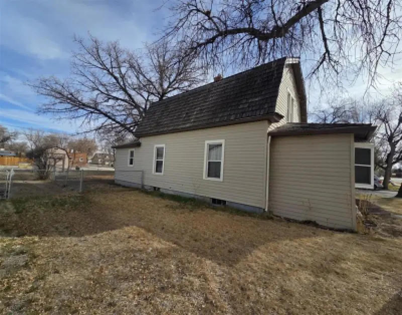 1021 Culbertson Ave Worland #26