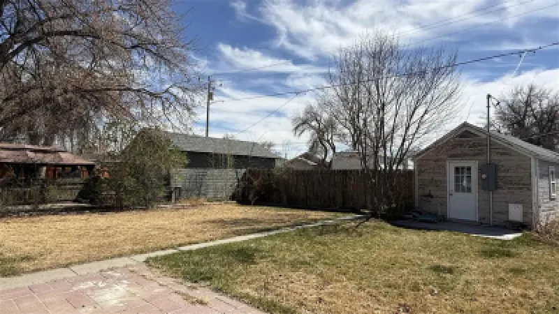 708 Culbertson Ave Worland #20