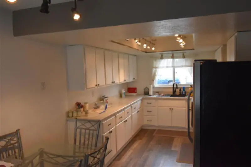 506 Shoshone St Powell #10