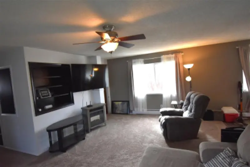 506 Shoshone St Powell #13