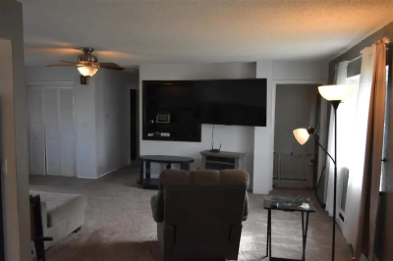 506 Shoshone St Powell #14