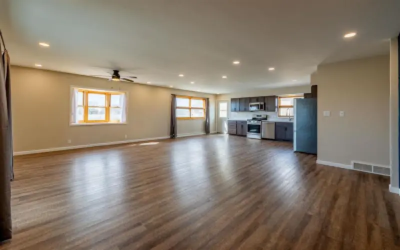 700 Big Horn Ave Garland #8