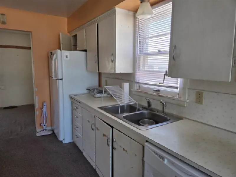 1400 Howell Ave Worland #8