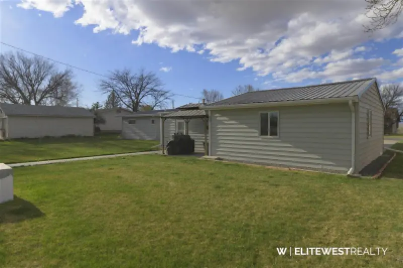 128 10th St Lovell #36