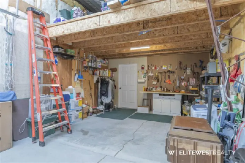 33 Cumberland Rd Clark #89