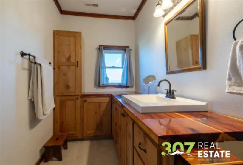 1909 Lane 39 1/2 Basin #24