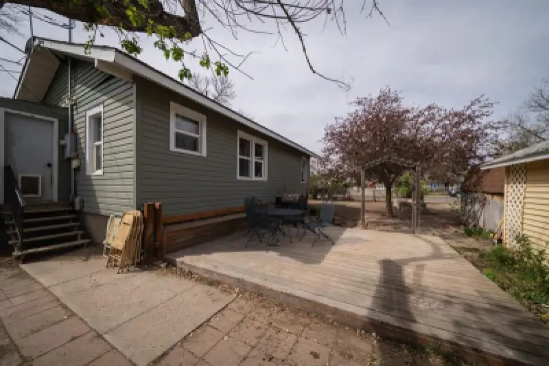 1302 Salsbury Ave Cody #1