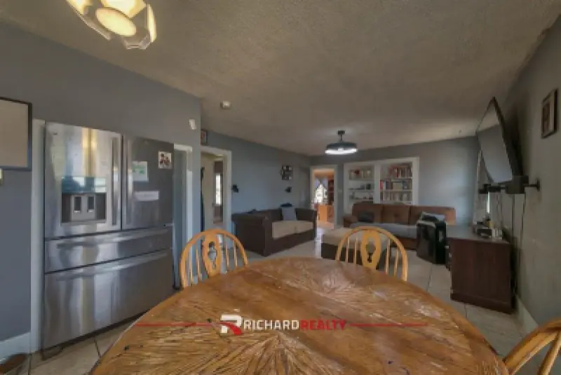 1302 Salsbury Ave Cody #10