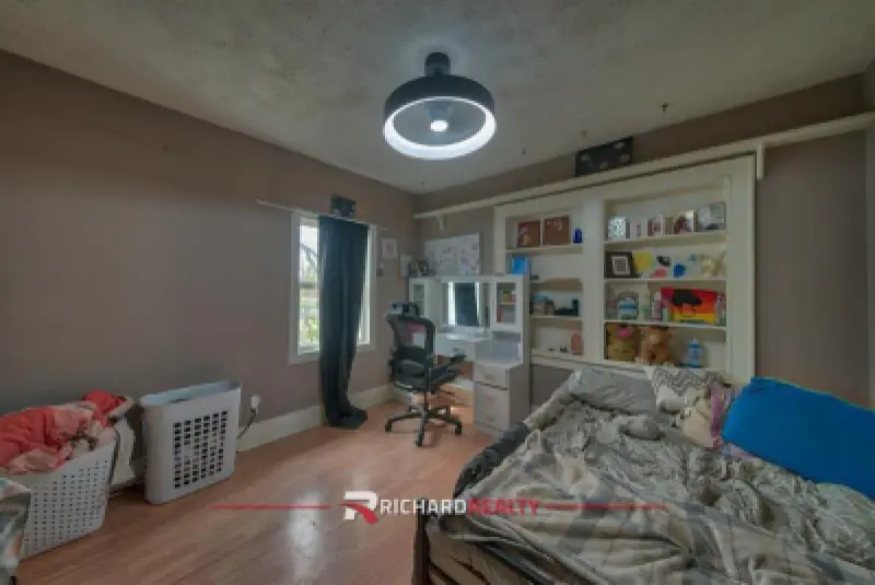 1302 Salsbury Ave Cody #11