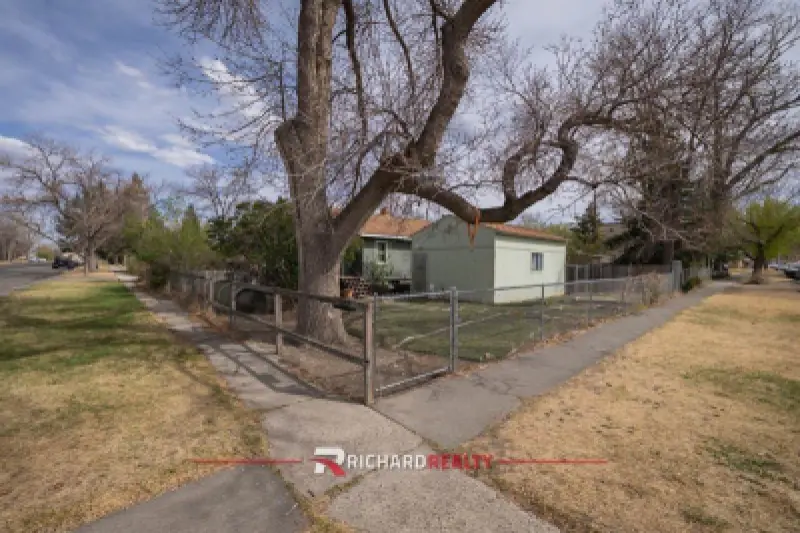 1302 Salsbury Ave Cody #2