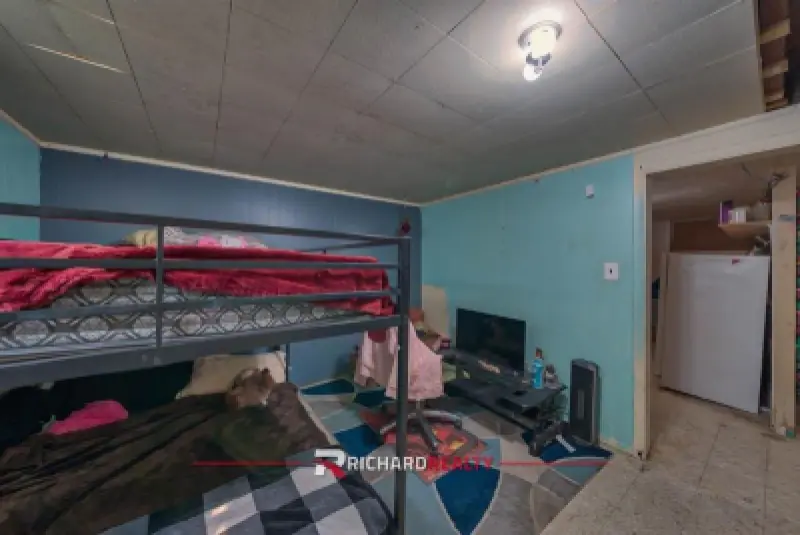 1302 Salsbury Ave Cody #21