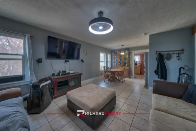 1302 Salsbury Ave Cody #7