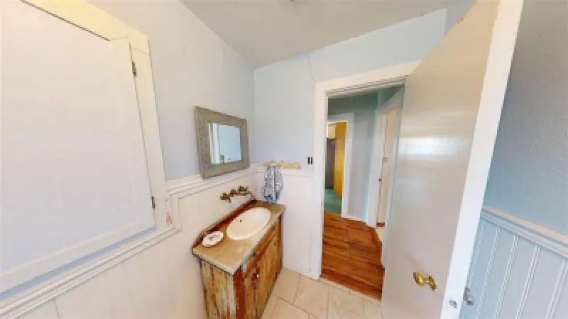 646 Lane 7 Powell #32