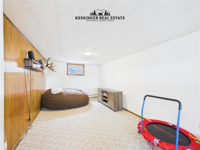 945 Avenue K Powell #26