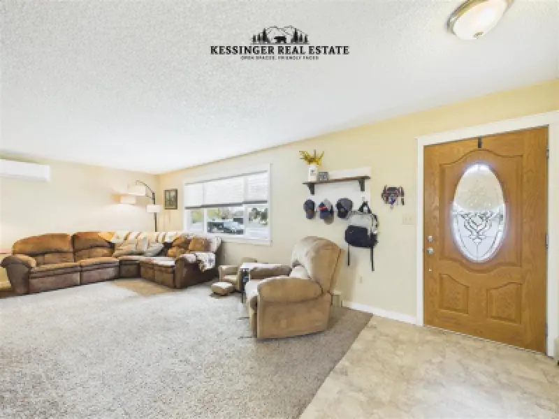 945 Avenue K Powell #3