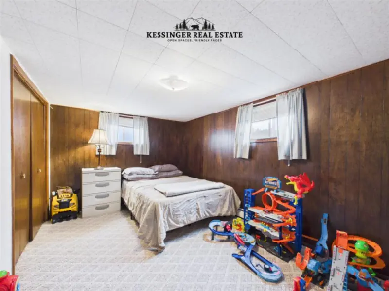 945 Avenue K Powell #36