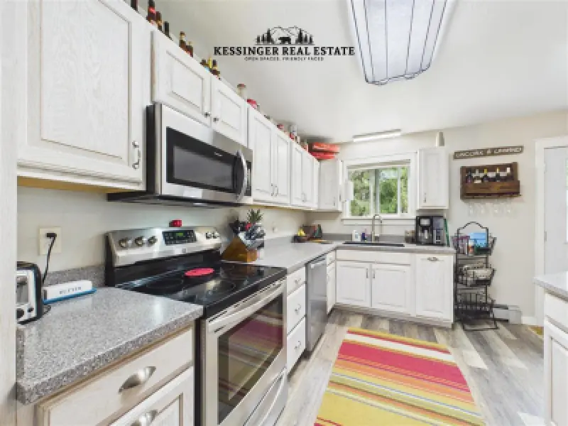945 Avenue K Powell #6