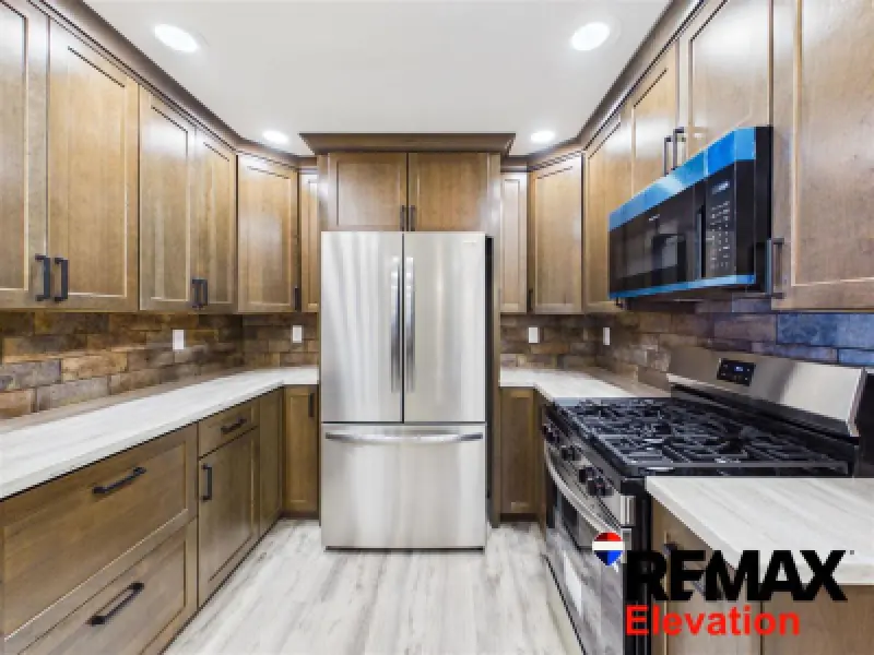 84 Park Ave Lovell #20