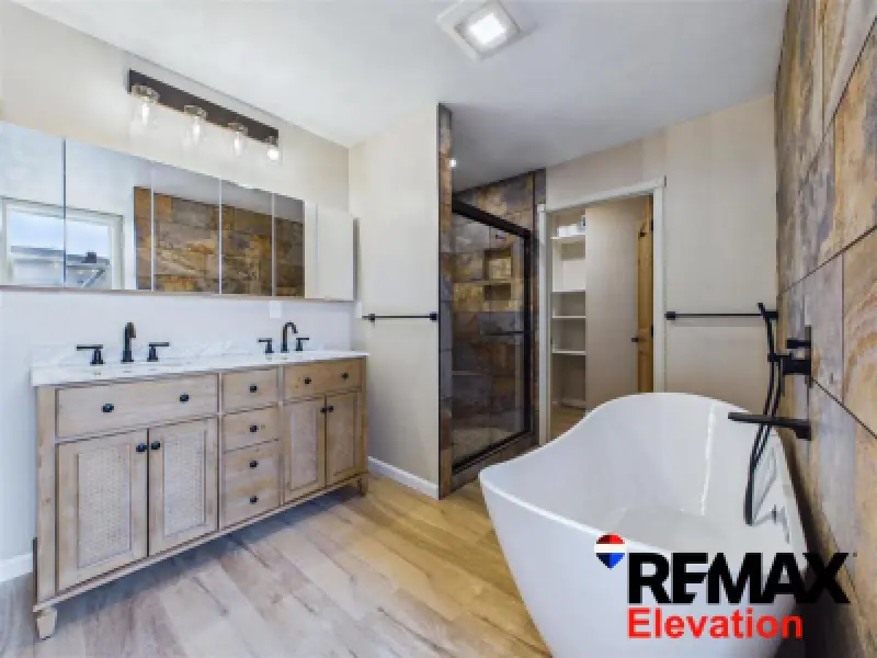 84 Park Ave Lovell #32