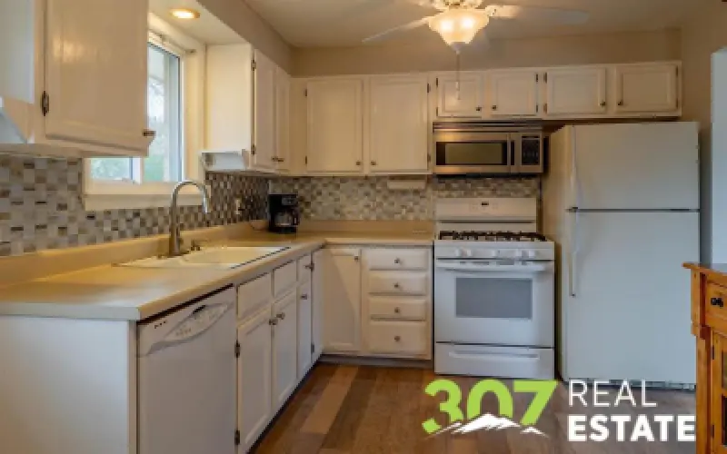 1214 Stampede Ave Cody #6