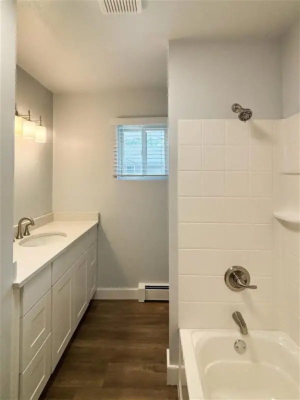 1617 19th St Cody #11