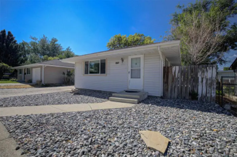 1617 19th St Cody #5