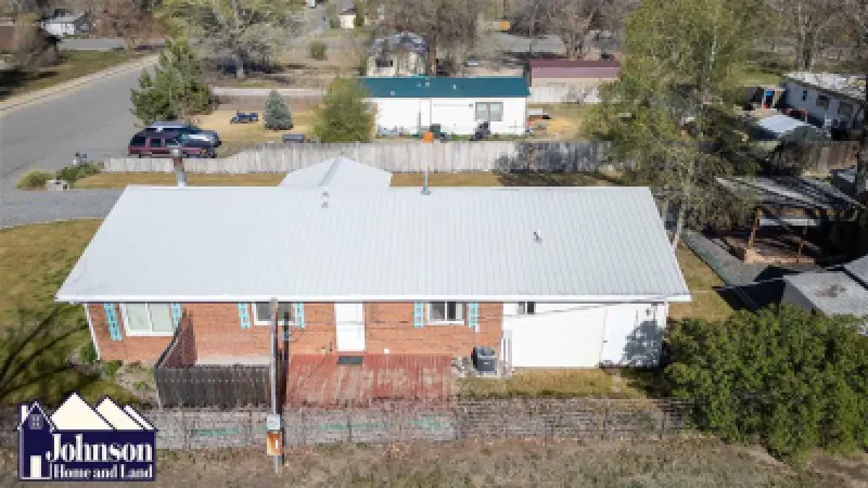 130 Shoshone Ave Byron #4